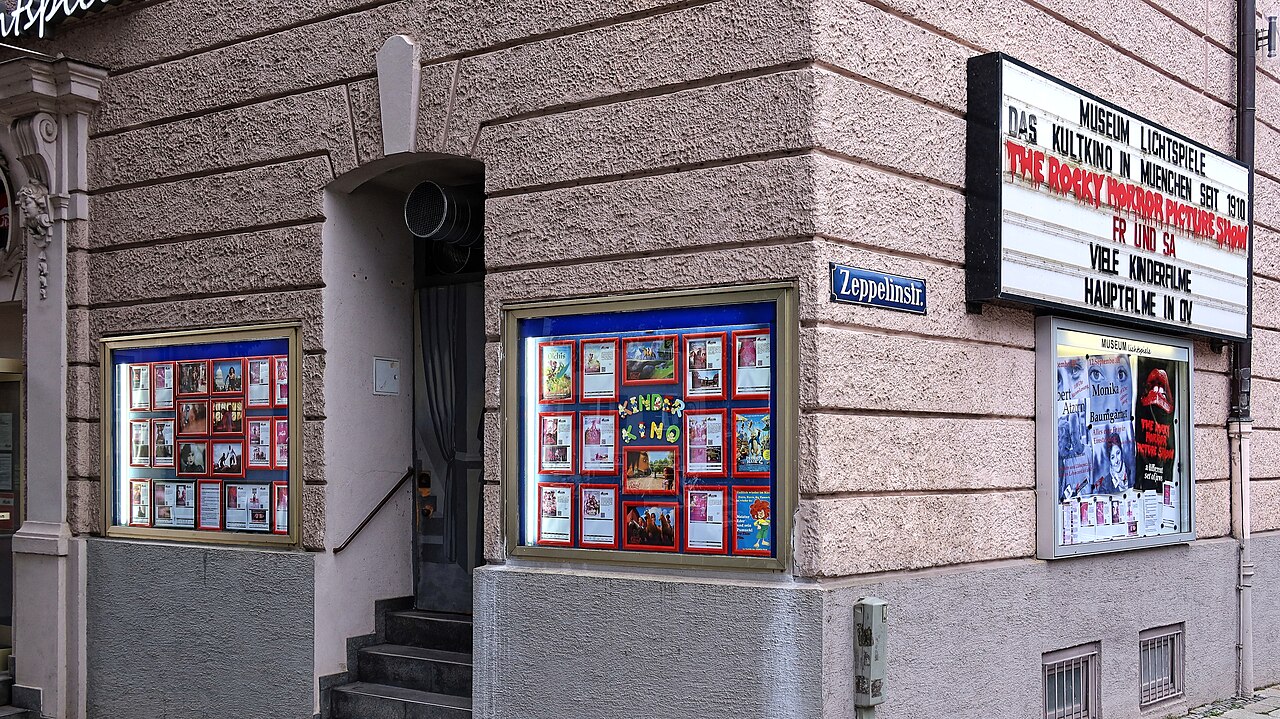 Räumlichkeiten der Museum Lichtspiele, Foyer, Vorführtechnik, Kinosäle
