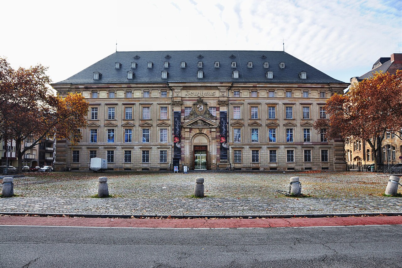 Zeughaus Mannheim, hist