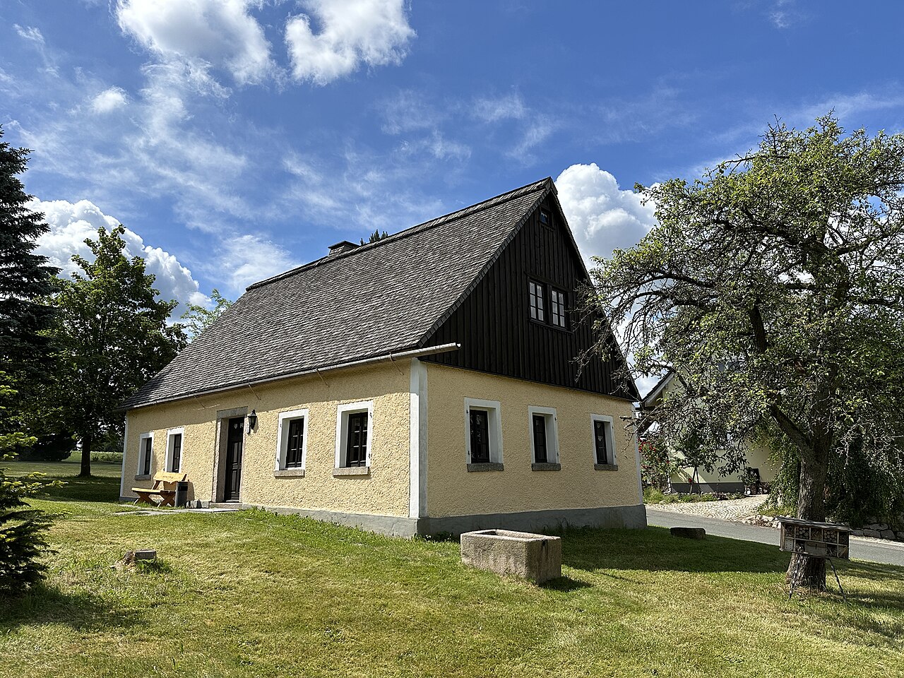 This media shows the protected monument of Saxony with the ID 08957189 KDSa/08957189 ( other )