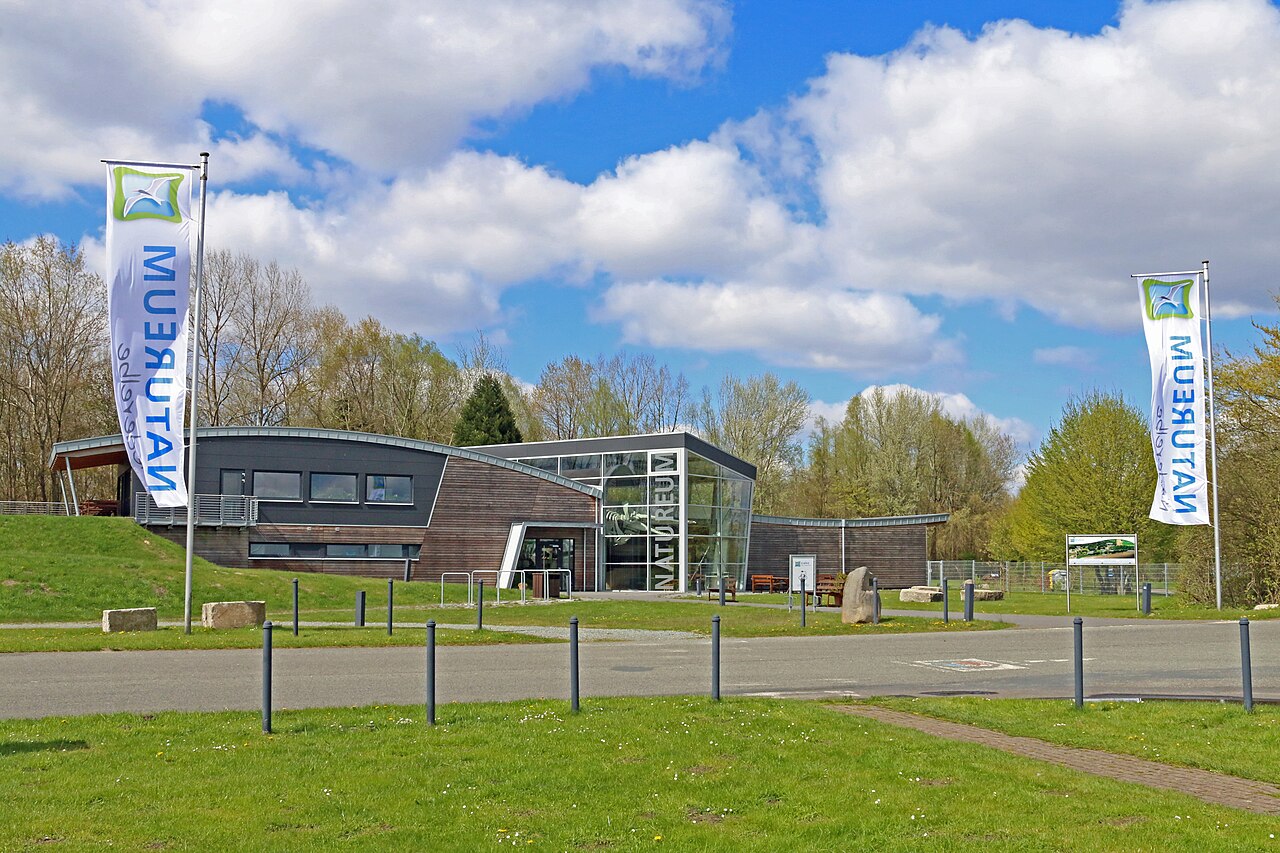 Das Eingangsgebäude des Museums