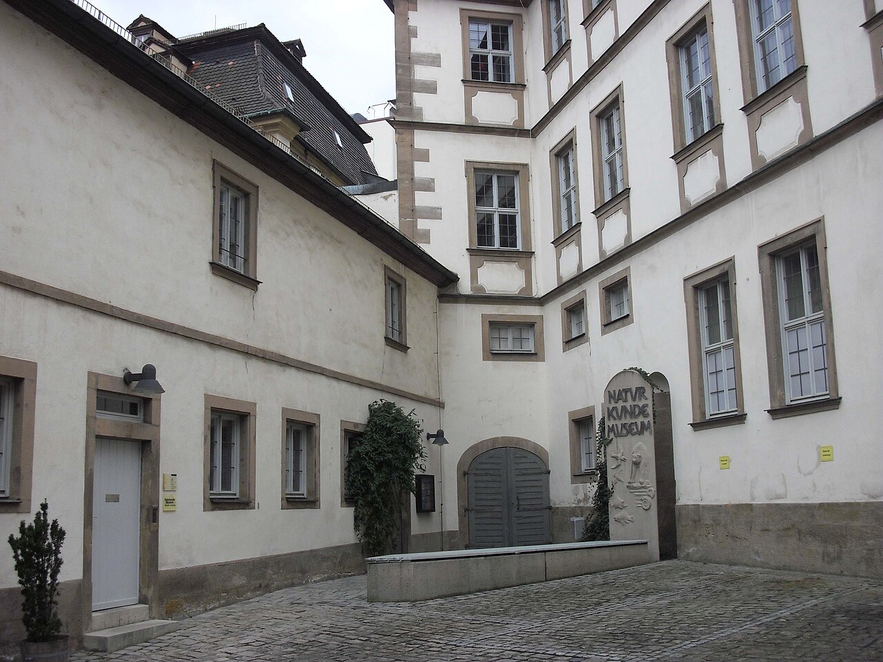 Eingang zum Bamberger Naturkundemuseum