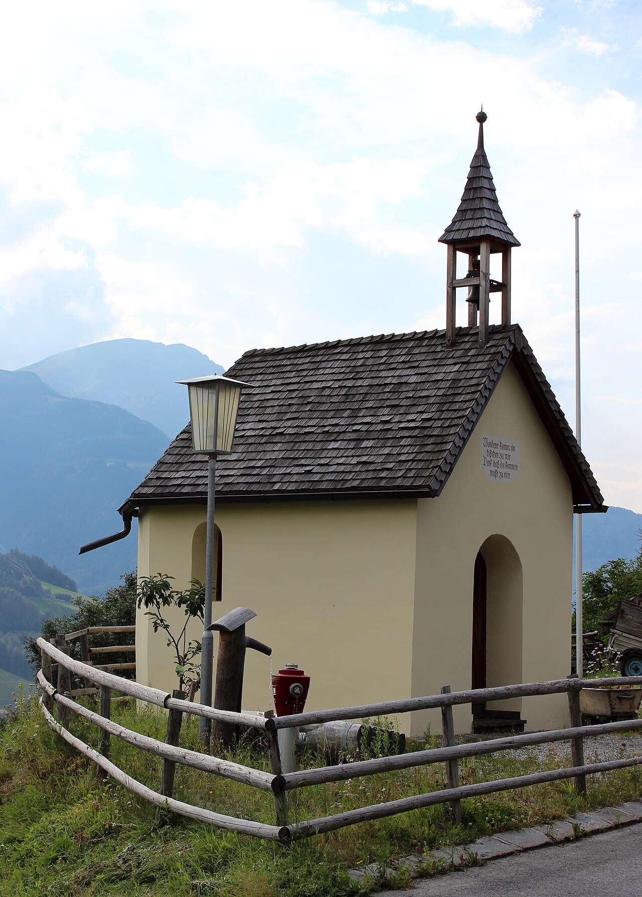 Neuwirt-Kapelle an der L38 in Ellbögen This media shows the protected monument with ObjektID 38754 in Austria