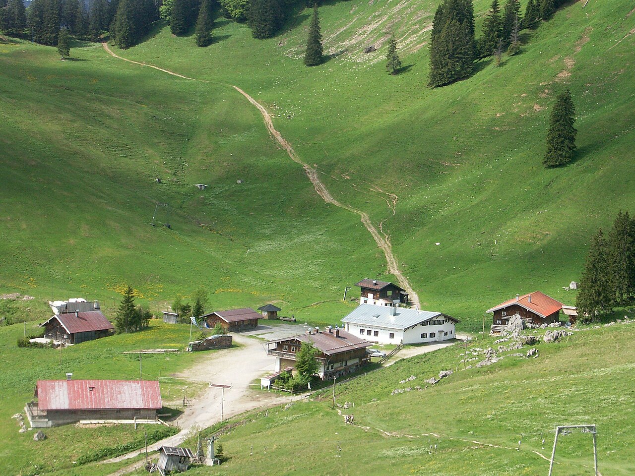 Blick von der Oberen Firstalm auf die Untere Firstalm