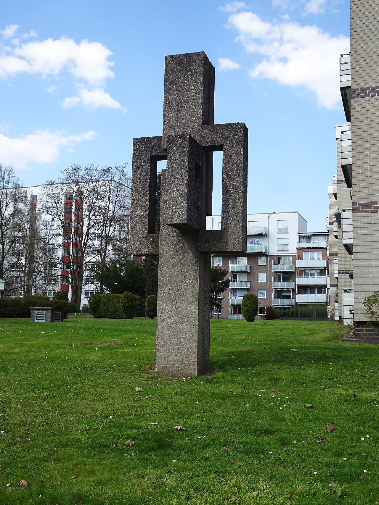 Betonskulptur von Martin Frey