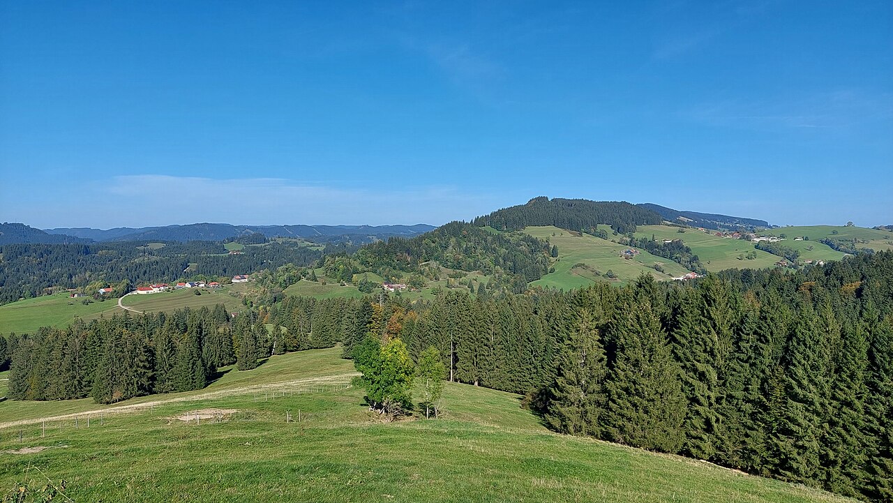 Ochsenberg as seen from southwest near Ochsenbergalpe