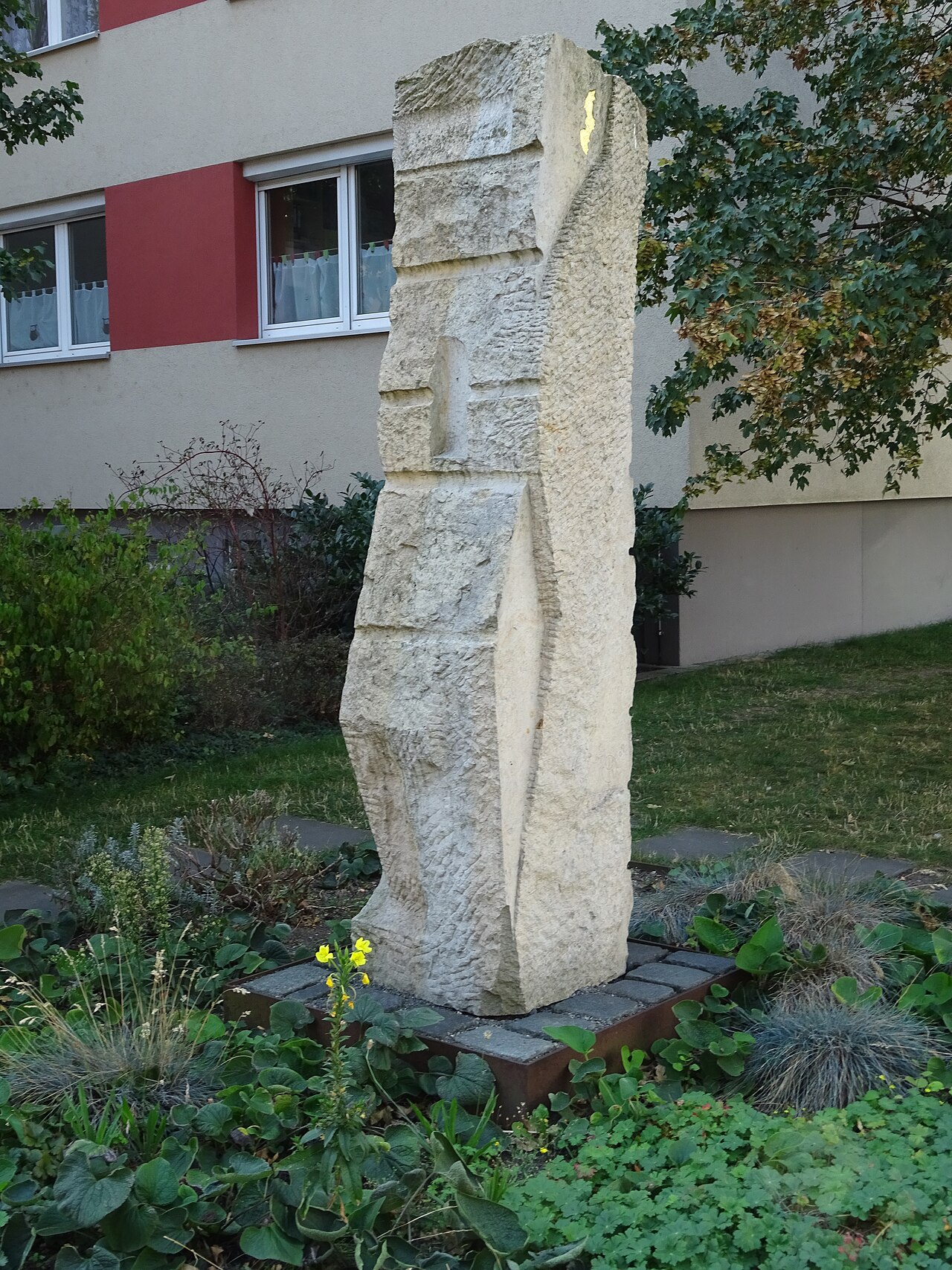 Sculptures in Dresden-Neustadt, Ritterstraße vom Bildhauer Otto Berndt Steffen