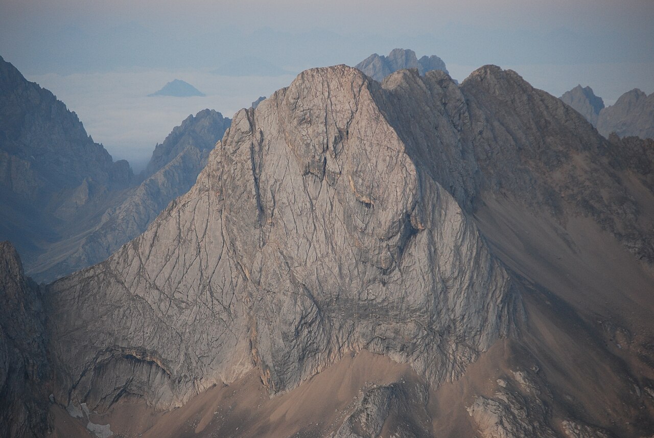 Plattspitzen from NE (Jubiläumsgrat)