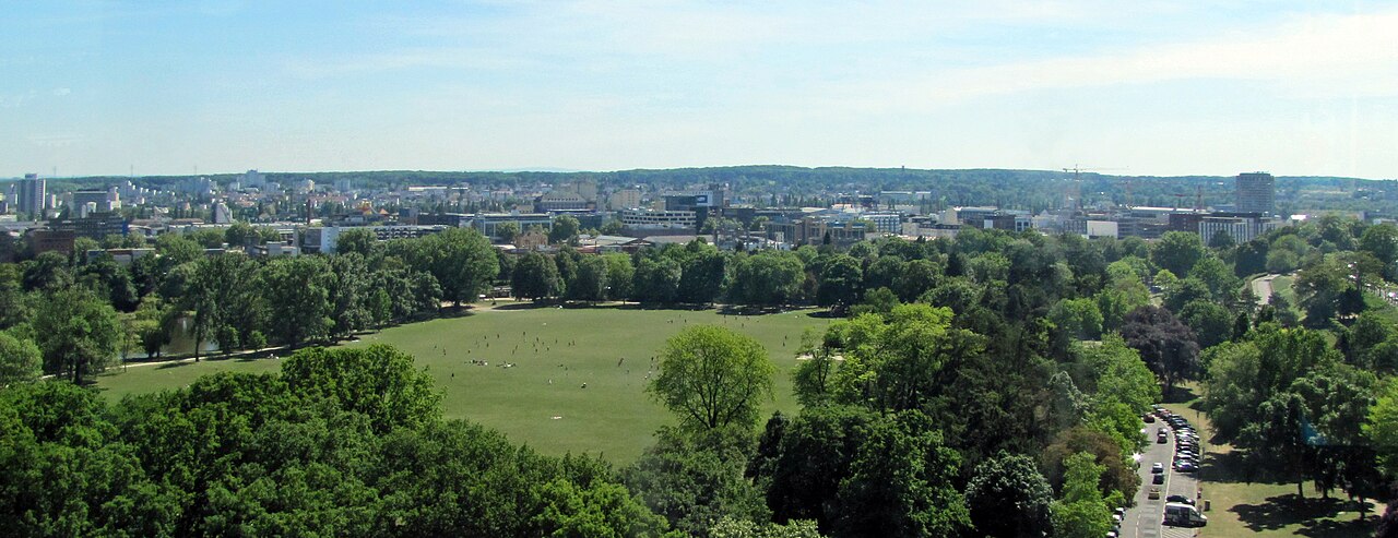 Ostpark in Frankfurt am Main - Ostend , May 2011