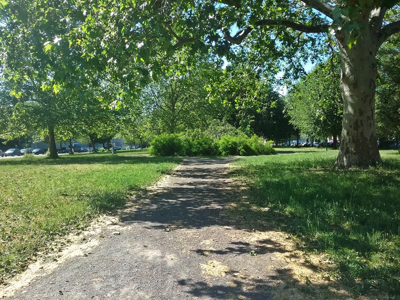 The Ostseeplatz is a protected green area on Berlin-Prenzlauer Berg