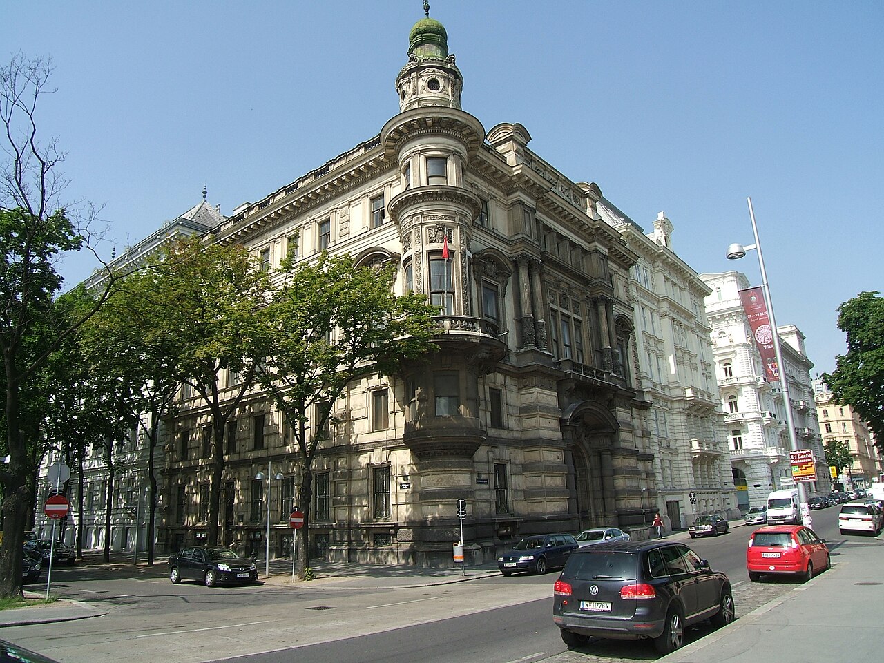 Palais Larisch-Mönnich in Vienna 1st district Johannesgasse 26, embassy of Irak
