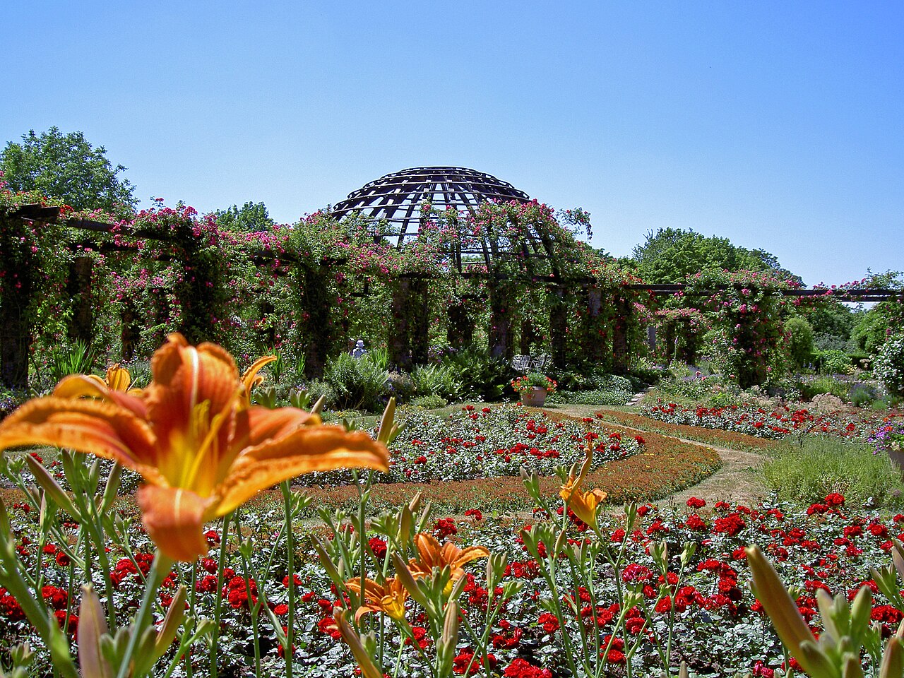 * Germany Darmstadt Rosenhöhe Rosarium Rosendom