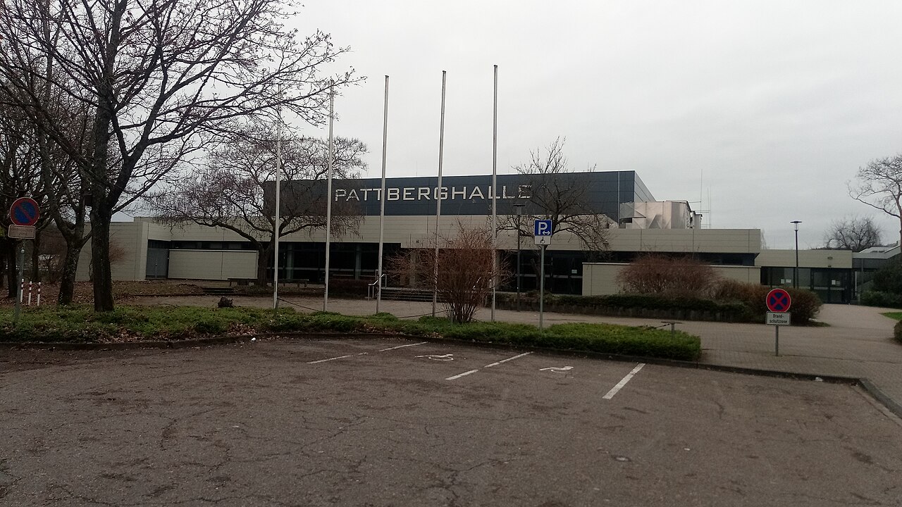Pattberghalle (Als Mehrzweckhalle genutzte Sporthalle des Auguste-Pattberg-Gymnasium in Neckarelz)