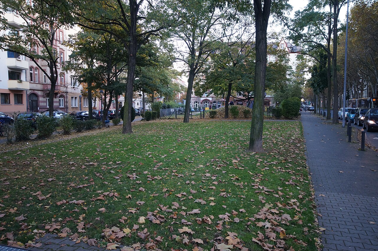 Der heutige Peter-Cornelius-Platz in Mainz-Neustadt