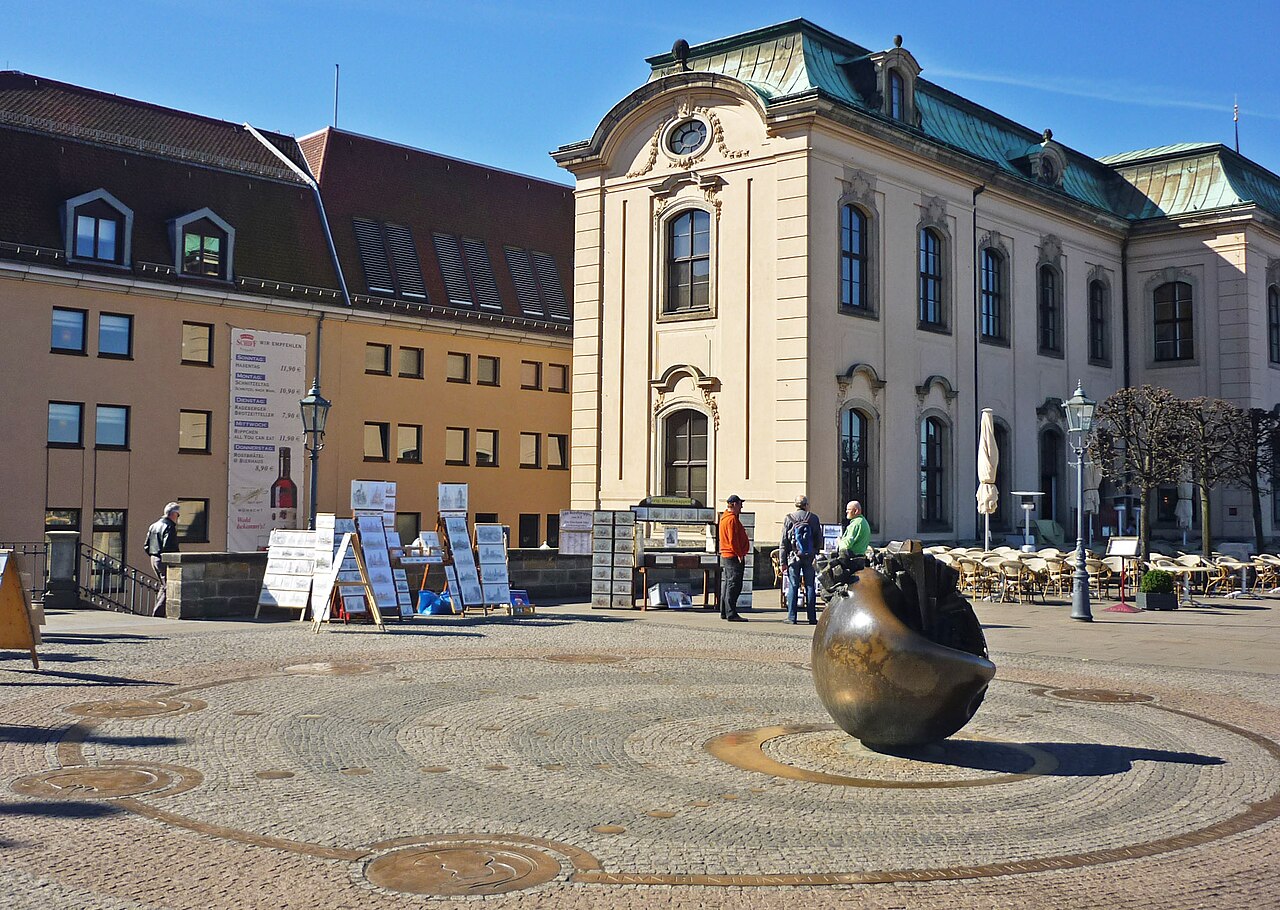 Foto von Planetendenkmal