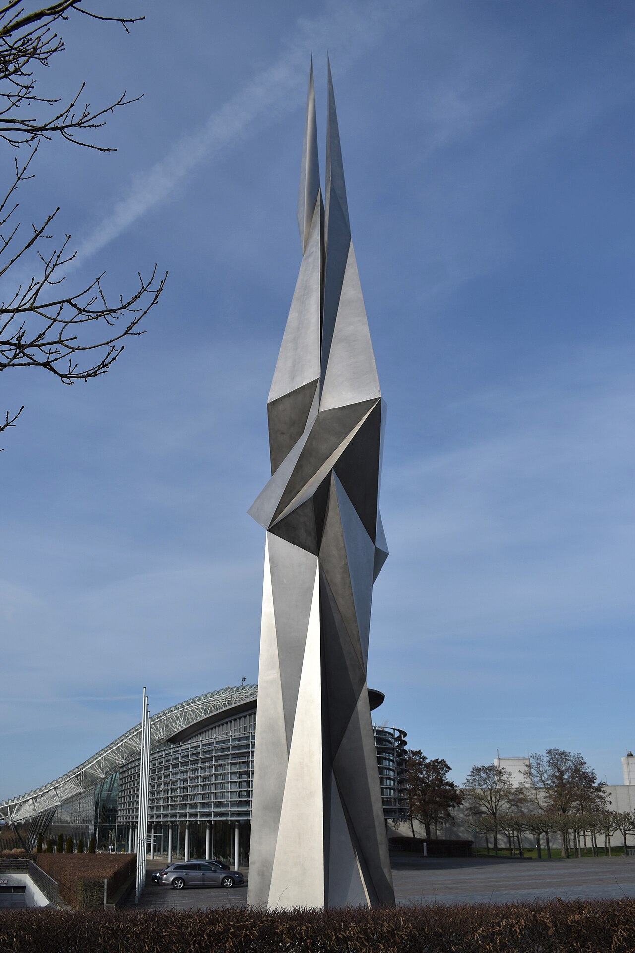 Skulptur von Erich Hauser in Hannover-Bemerode