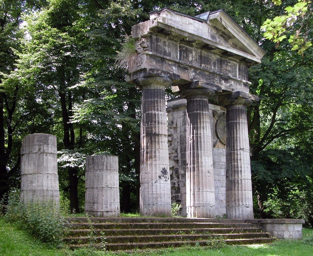 Braunschweig , Germany: Portico by Peter Joseph Krahe in the Bürgerpark (Citizens’ Park)