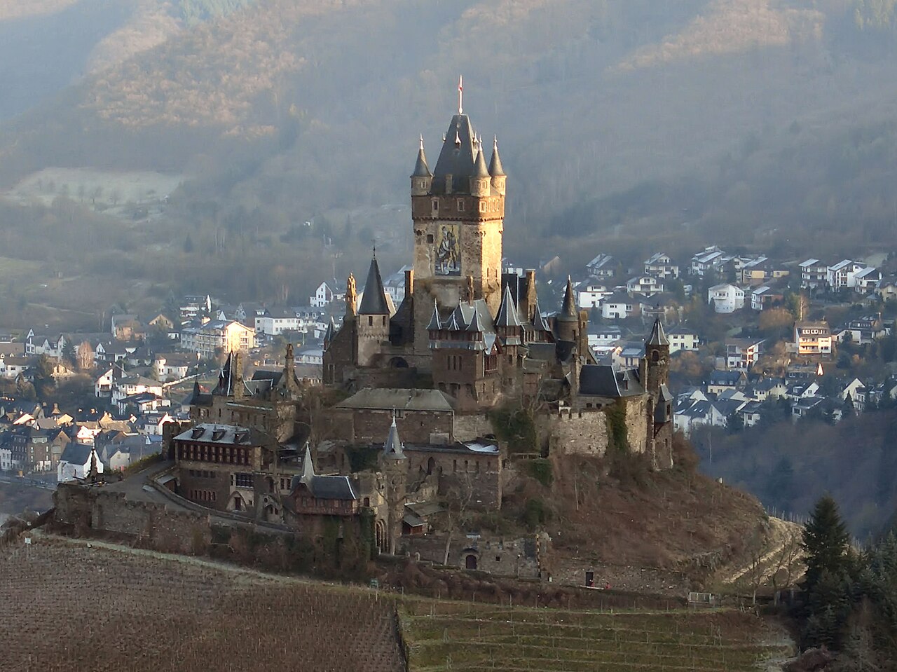 Reichsburg Cochem, northern aspect