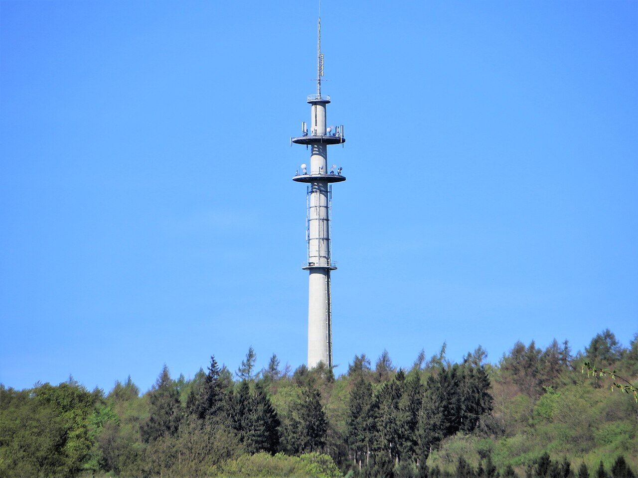 Fernmeldeturm auf dem Riegerberg (335 m) in Hagen am Eilper Hangstieg