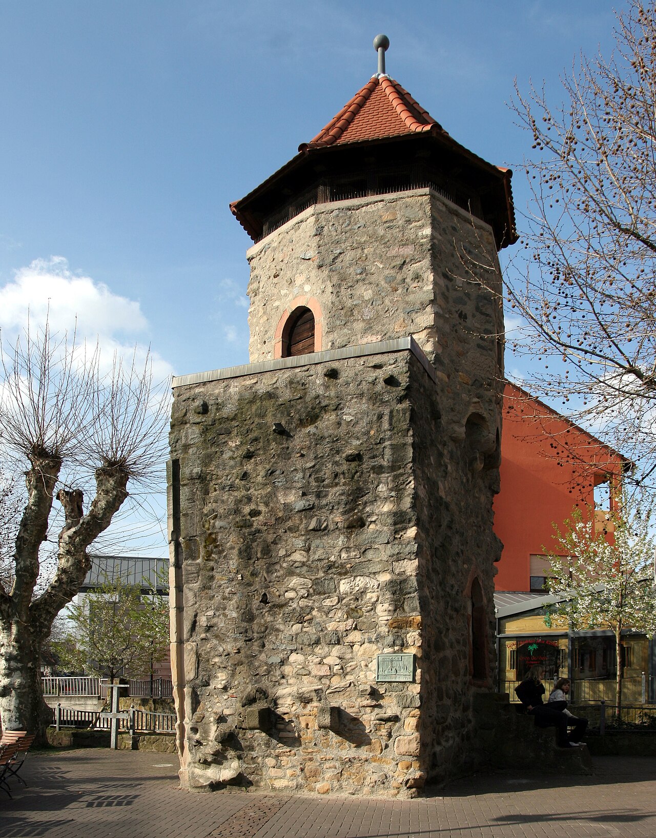 Der Bensheimer Rinnentorturm