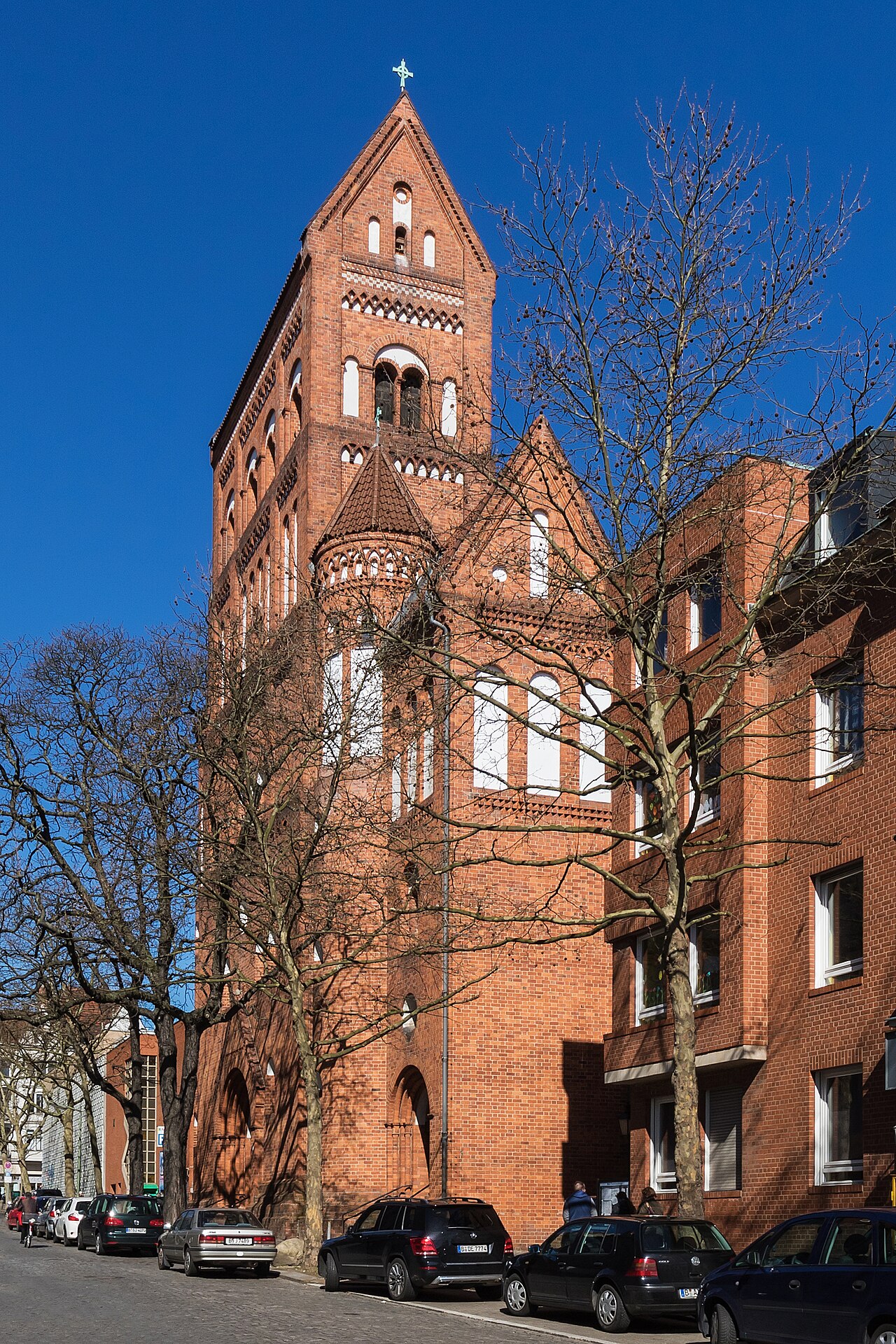 Die Rosenkranz-Basilika in der Kieler Straße, Berlin-Steglitz