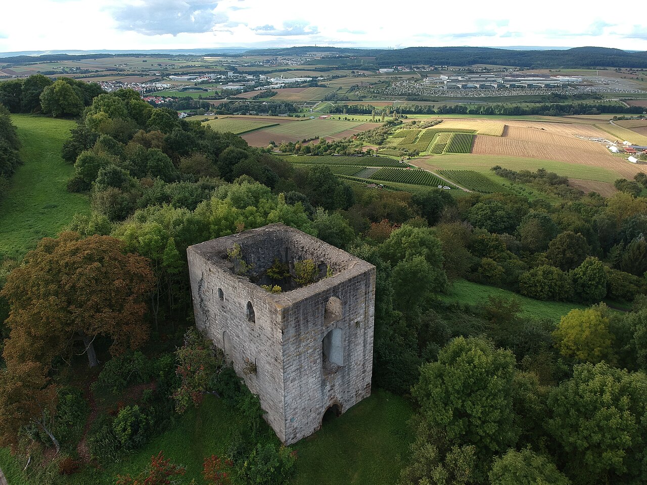 Ruine Helfenberg, Blick in nördliche Richtung