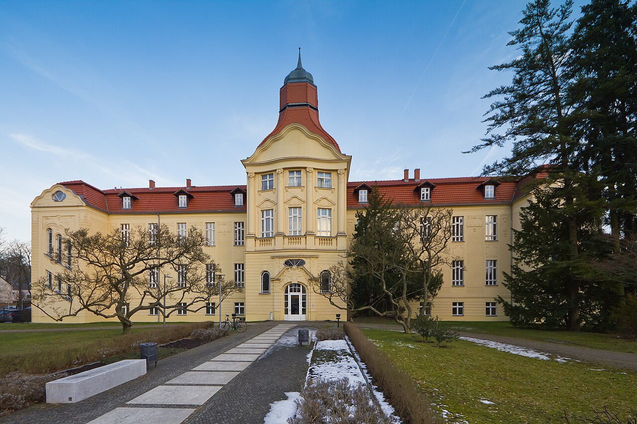 The former Rittberg Hospital in Berlin-Lichterfelde