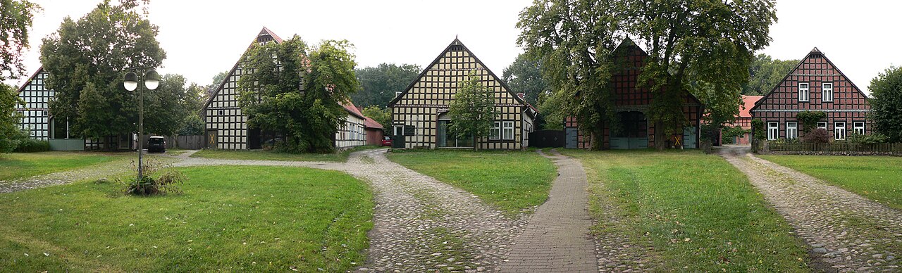 Satemin, Häuser Nr