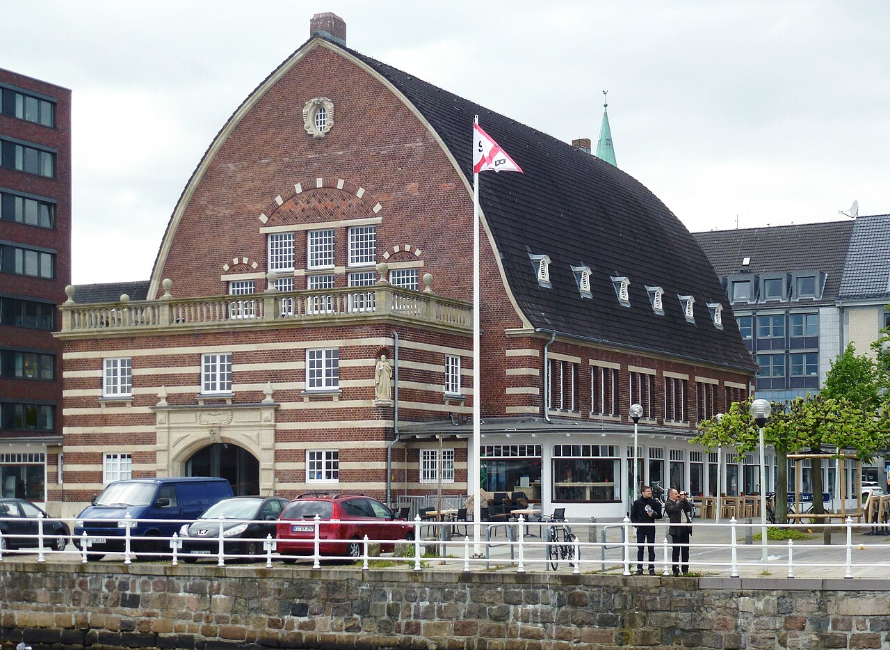 Schifffahrtsmuseum Kiel (alte Fischmarkthalle)