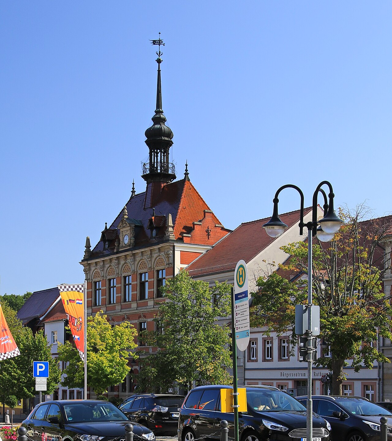 Rathaus auf dem Markt in Frohburg, Sachsen
