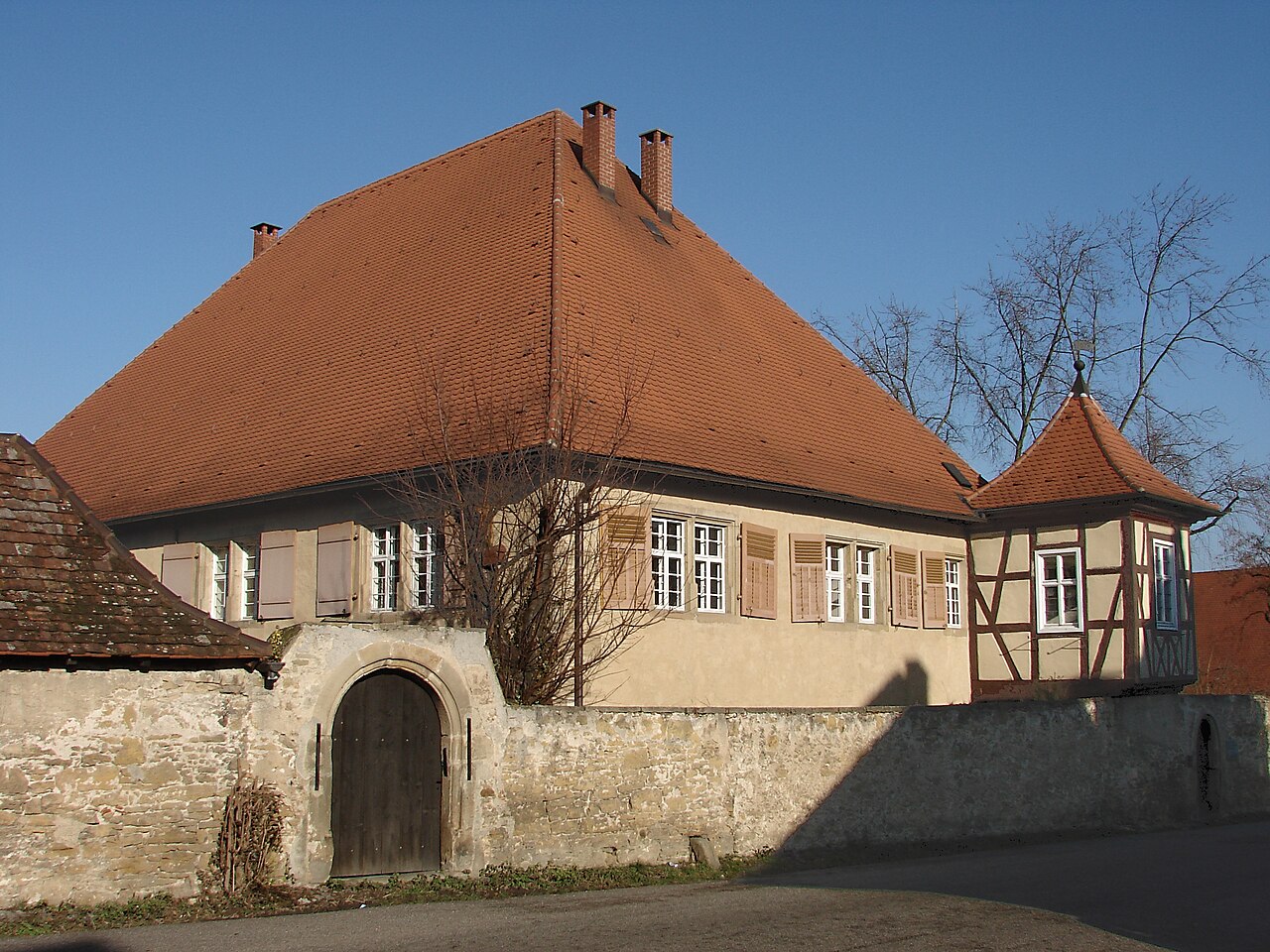 Freiberg am Neckar , castle of Heutingsheim