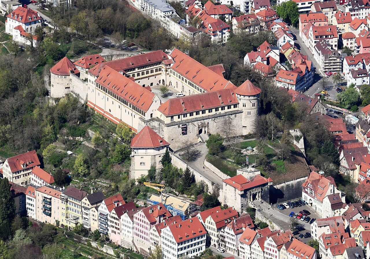 Aerial image of the Schloss Hohentübingen (view from the east)