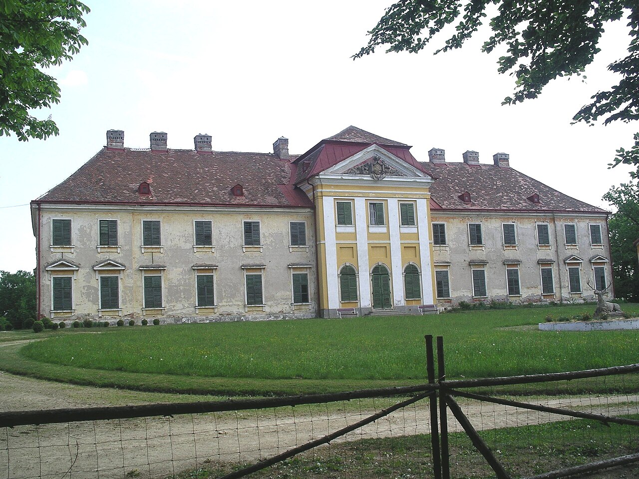 Photograph of Karlslust castle, Lower Austria