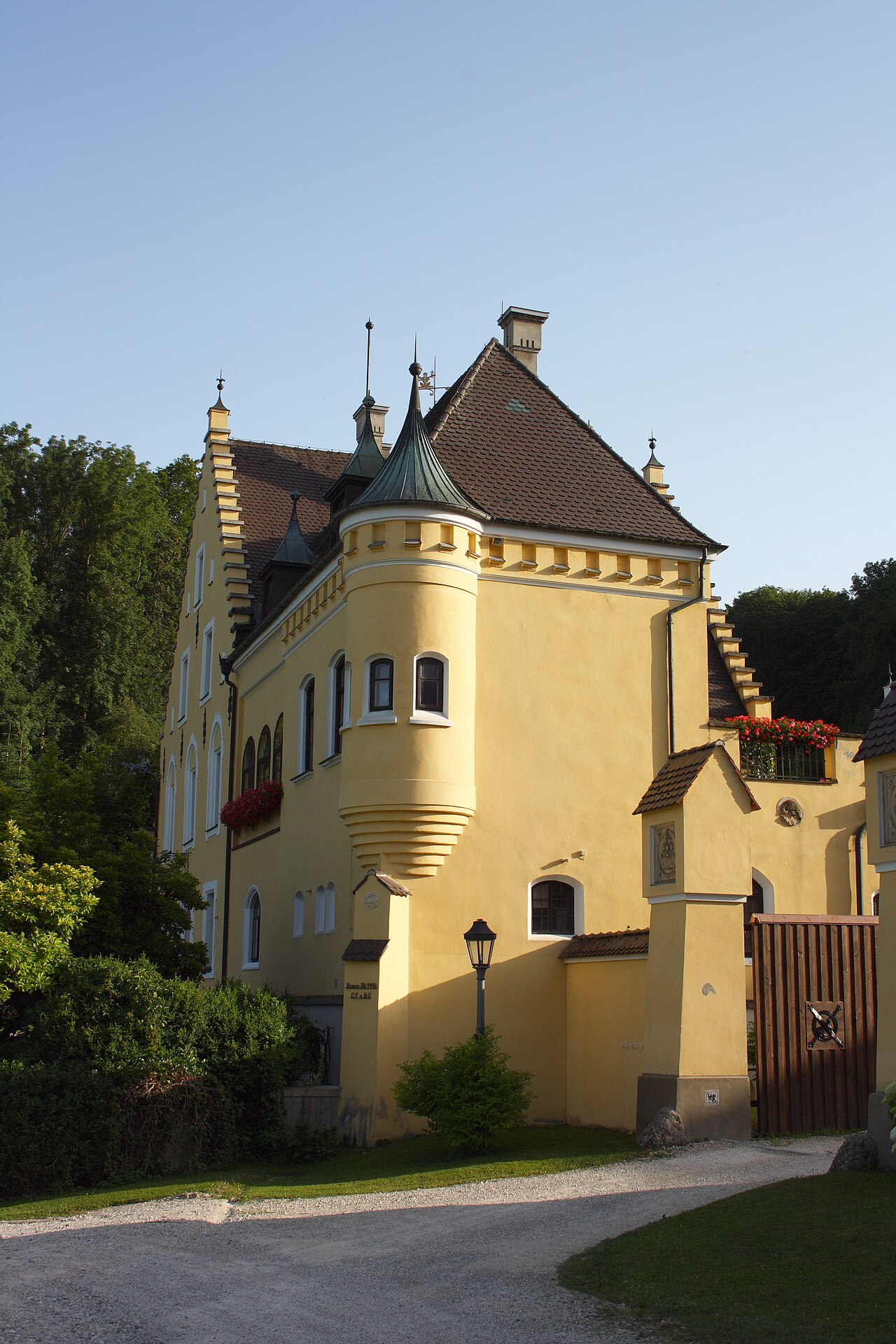 Gutshof Klingenburg in Jettingen-Scheppach