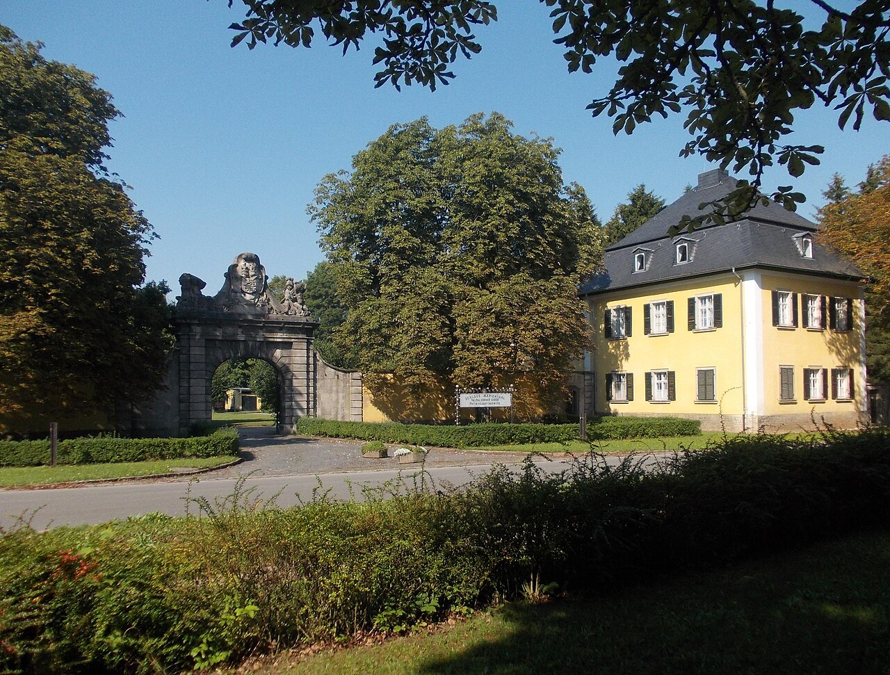 Marienthal Castle (Eckartsberga, district: Burgenlandkreis, Saxony-Anhalt)