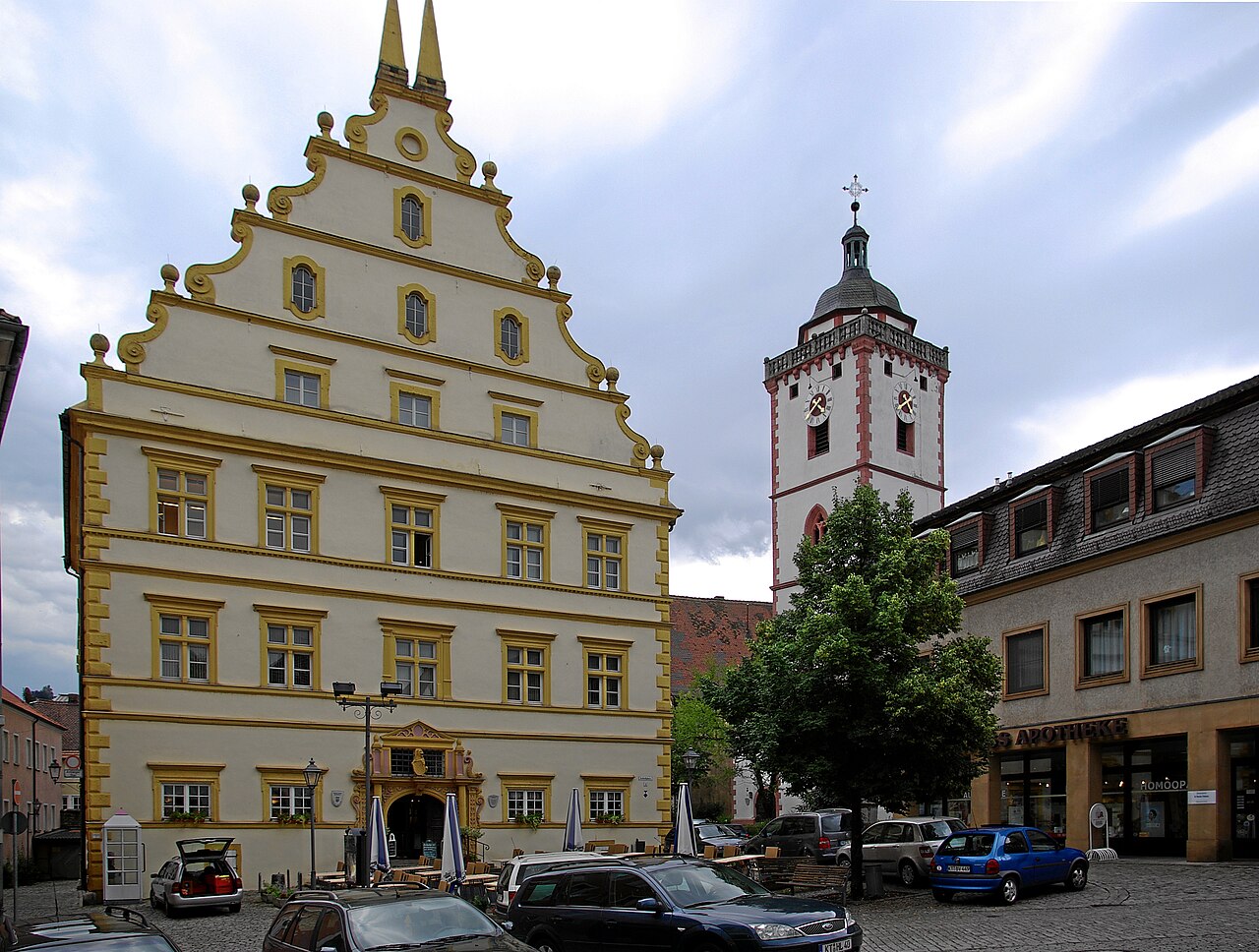 Marktbreit, Seinsheimsches Schloss und St