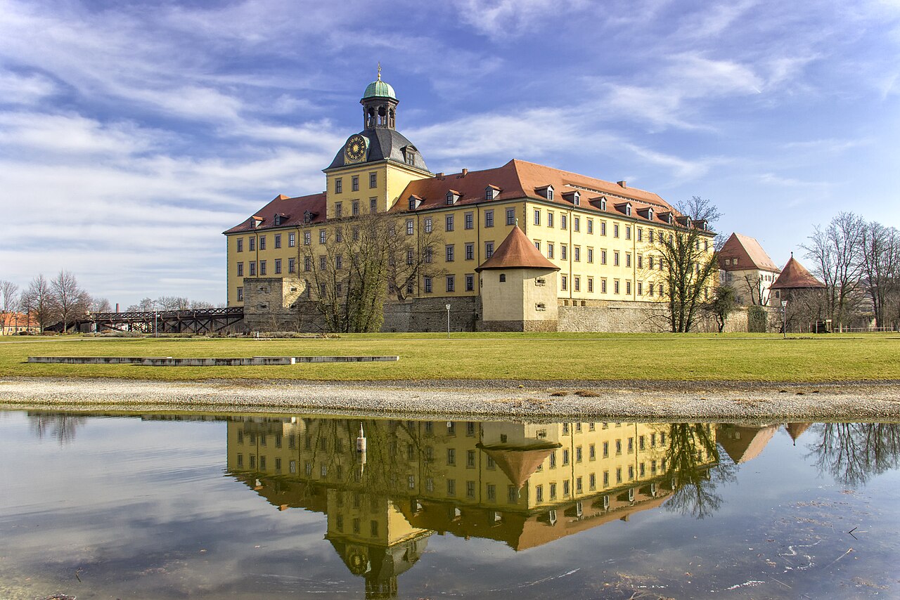 Blick auf Schloss Moritzburg in Zeitz