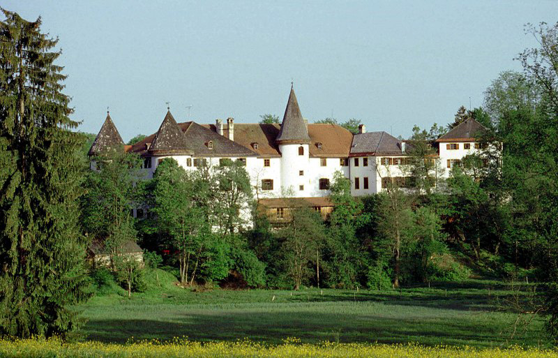Schloss Reichersbeuern, von Osten oder Südosten gesehen