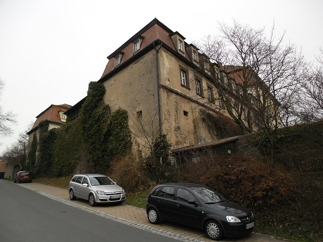 Bilder aus der Gemeinde Trautskirchen, unter anderem mit der Pfarrkirche St