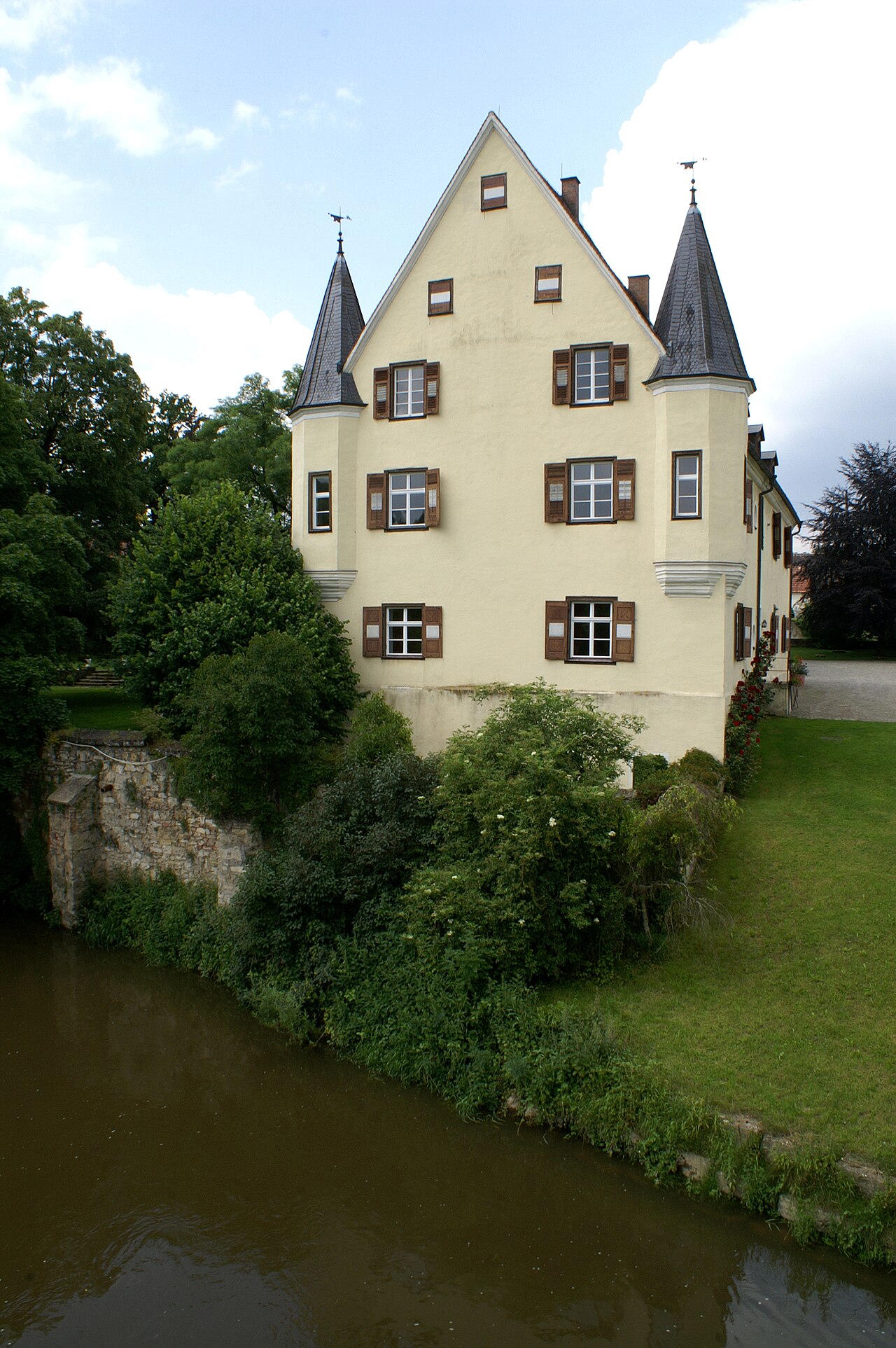 Schloss Zwiefaltendorf an der Donau wurde um 1660 erstmals urkundlich erwähnt