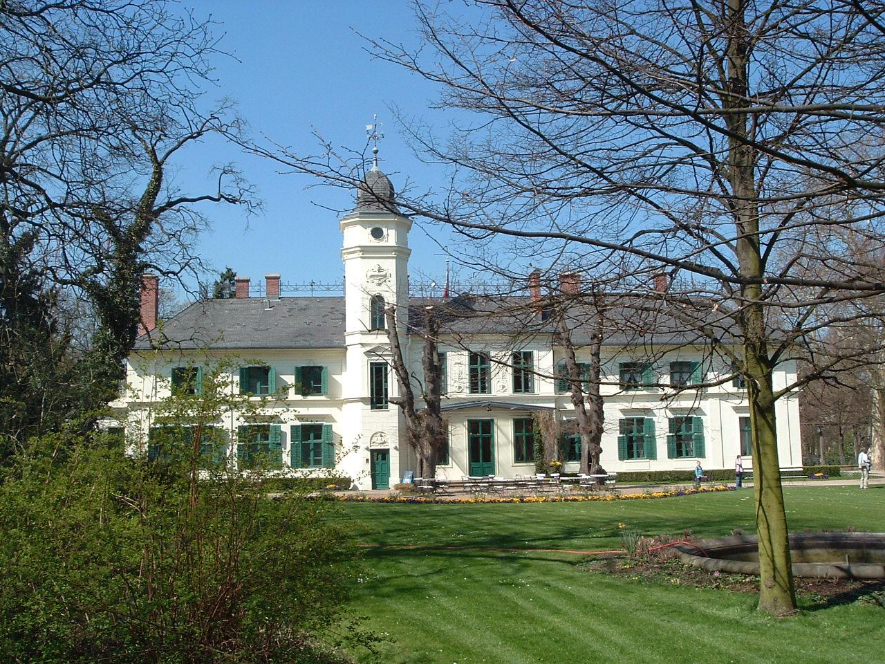 Hinterseiteansicht Schloss-Britz