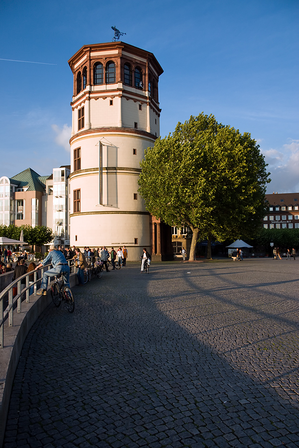 Schlossturm Düsseldorf Burgplatz