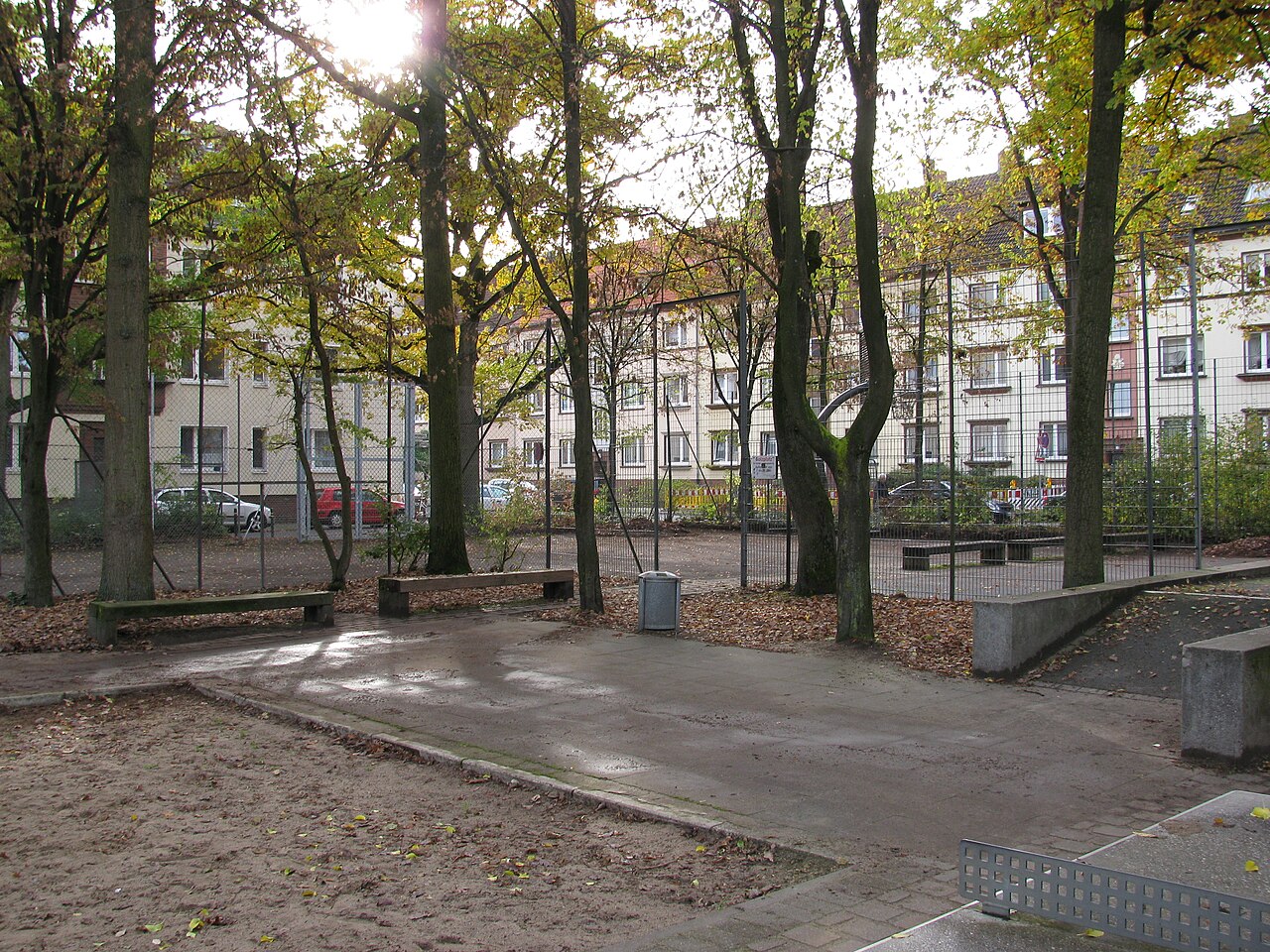 der Ballspielplatz auf dem Schünemannplatz in Hannover