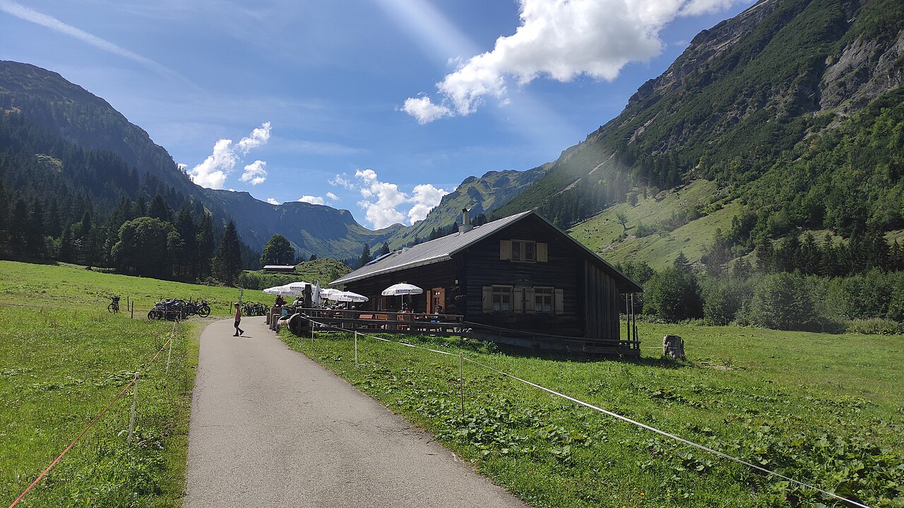 Schwarze Hütte im Rappenalptal bei Oberstdorf