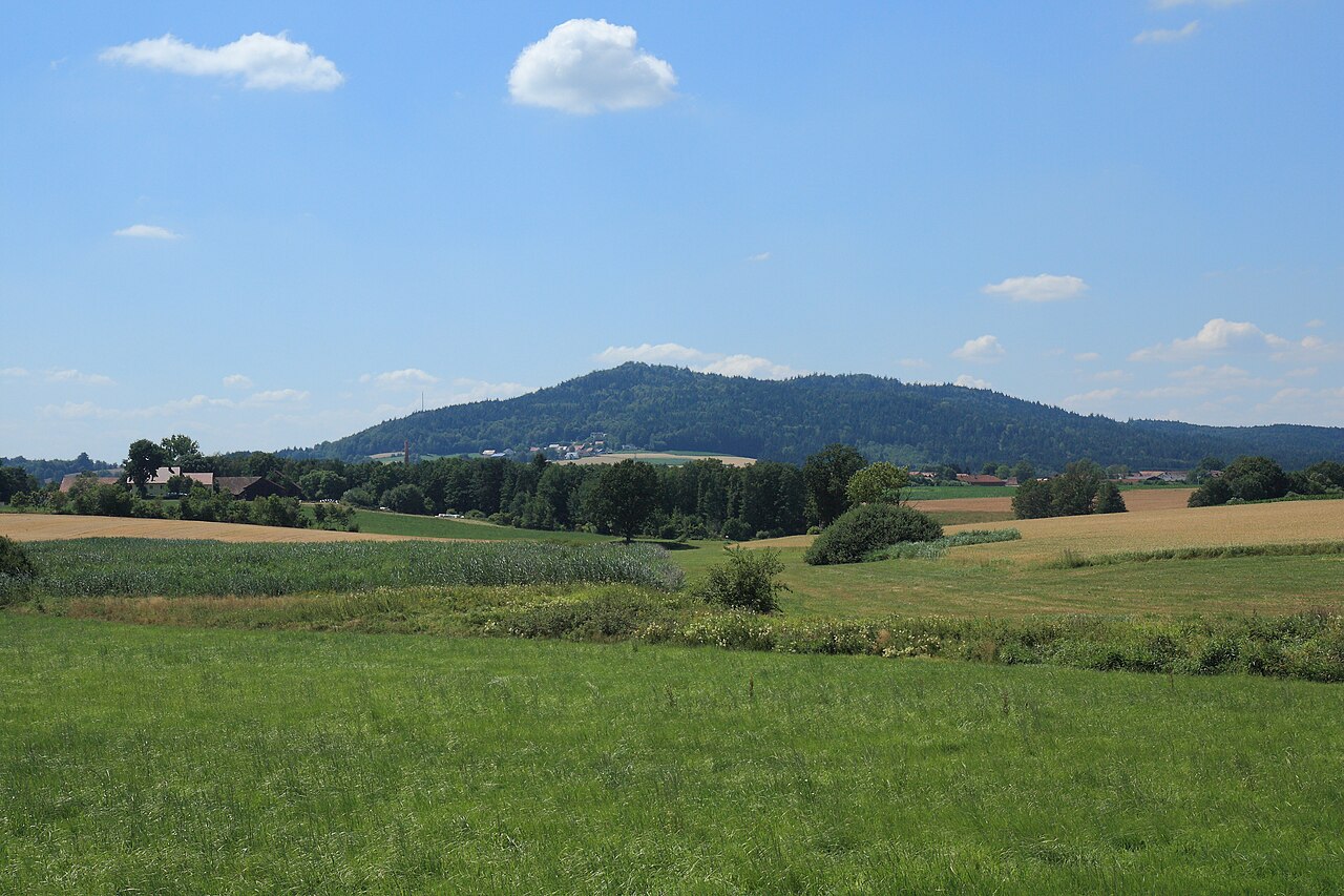 Der Schlossberg aus östlicher Richtung