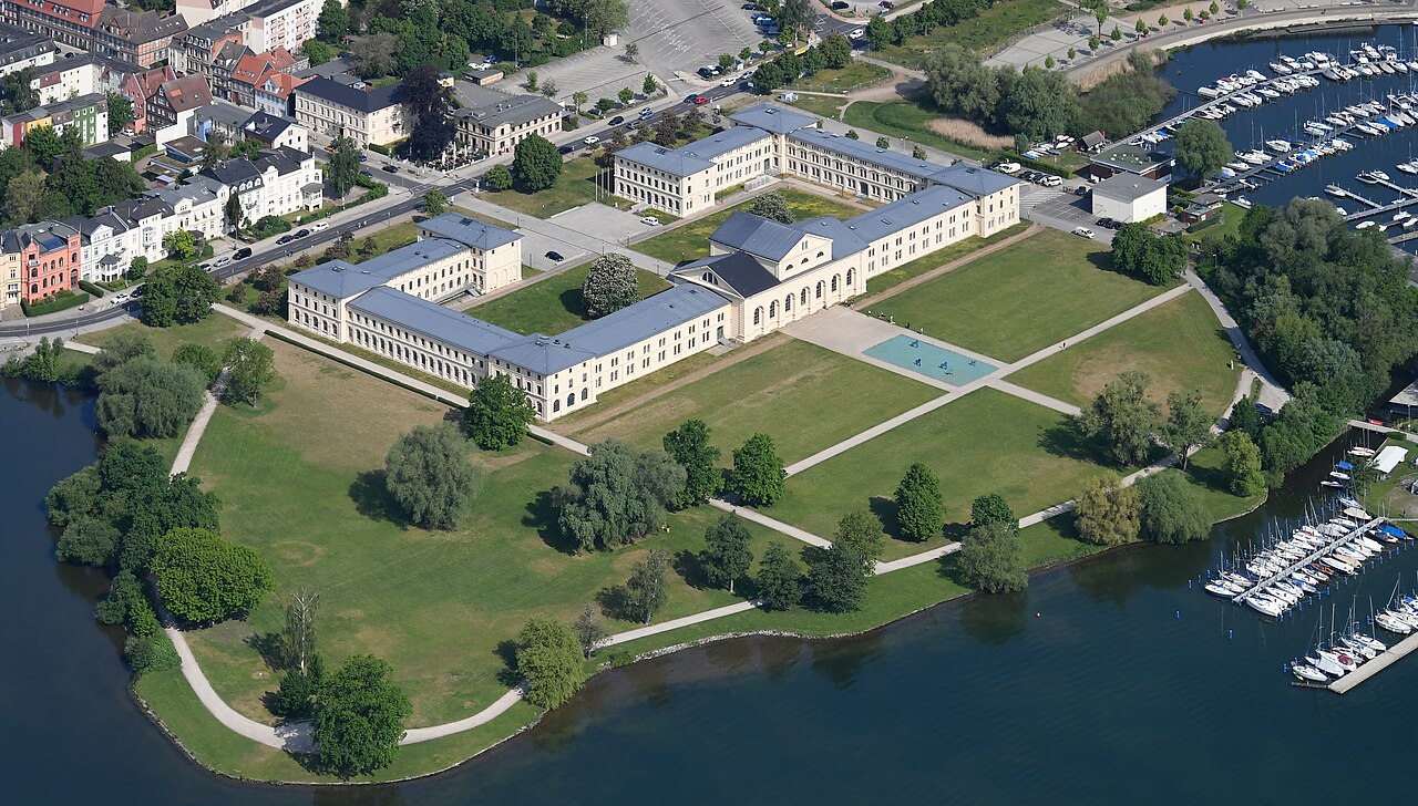 Aerial image of Schweriner Marstall (view from the southeast)