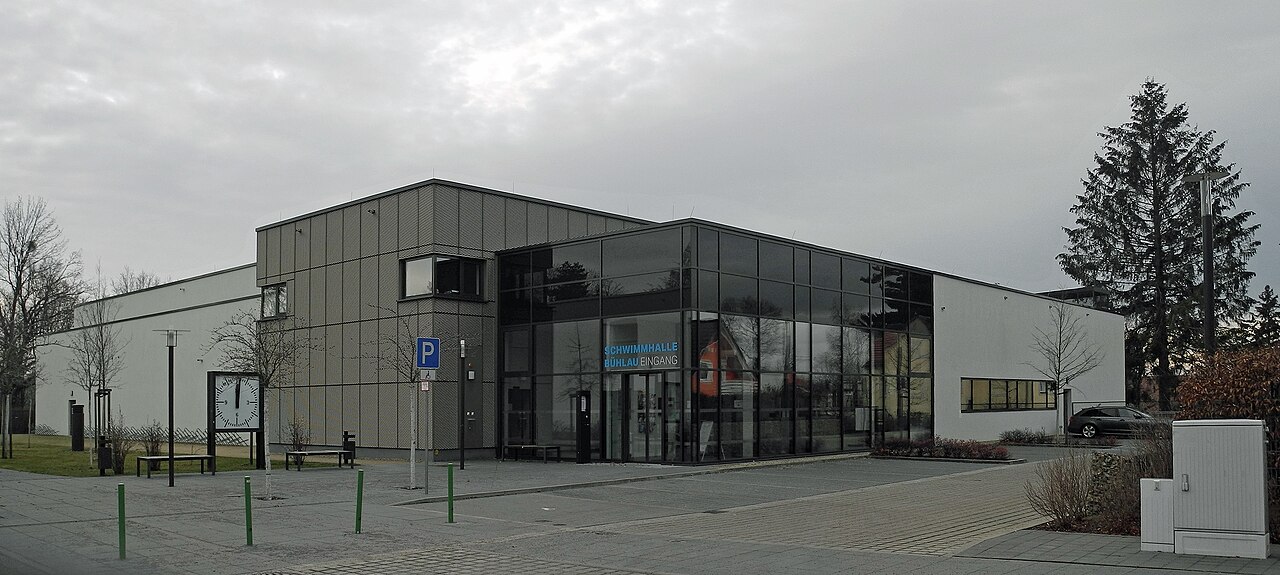 Schwimmhalle in Dresden-Bühlau, Bautzner Landstraße 92c