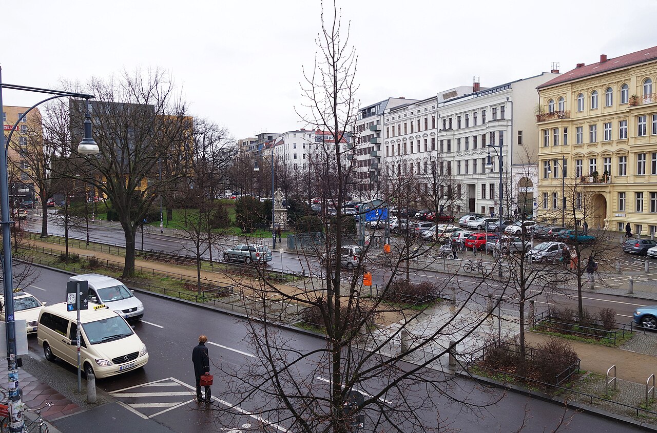 Senefelderplatz - Prenzlauer Berg