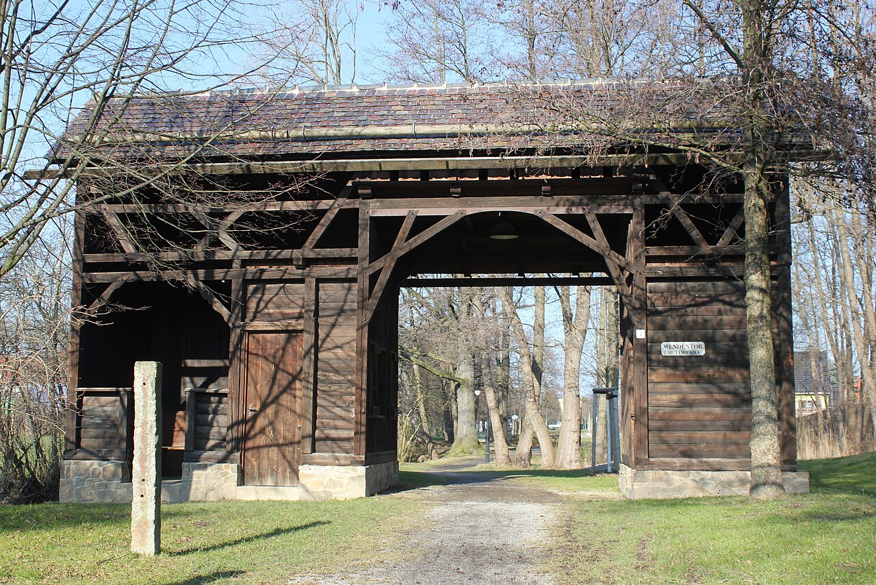 This media shows the protected monument of Saxony with the ID 09304207 KDSa/09304207 ( other )