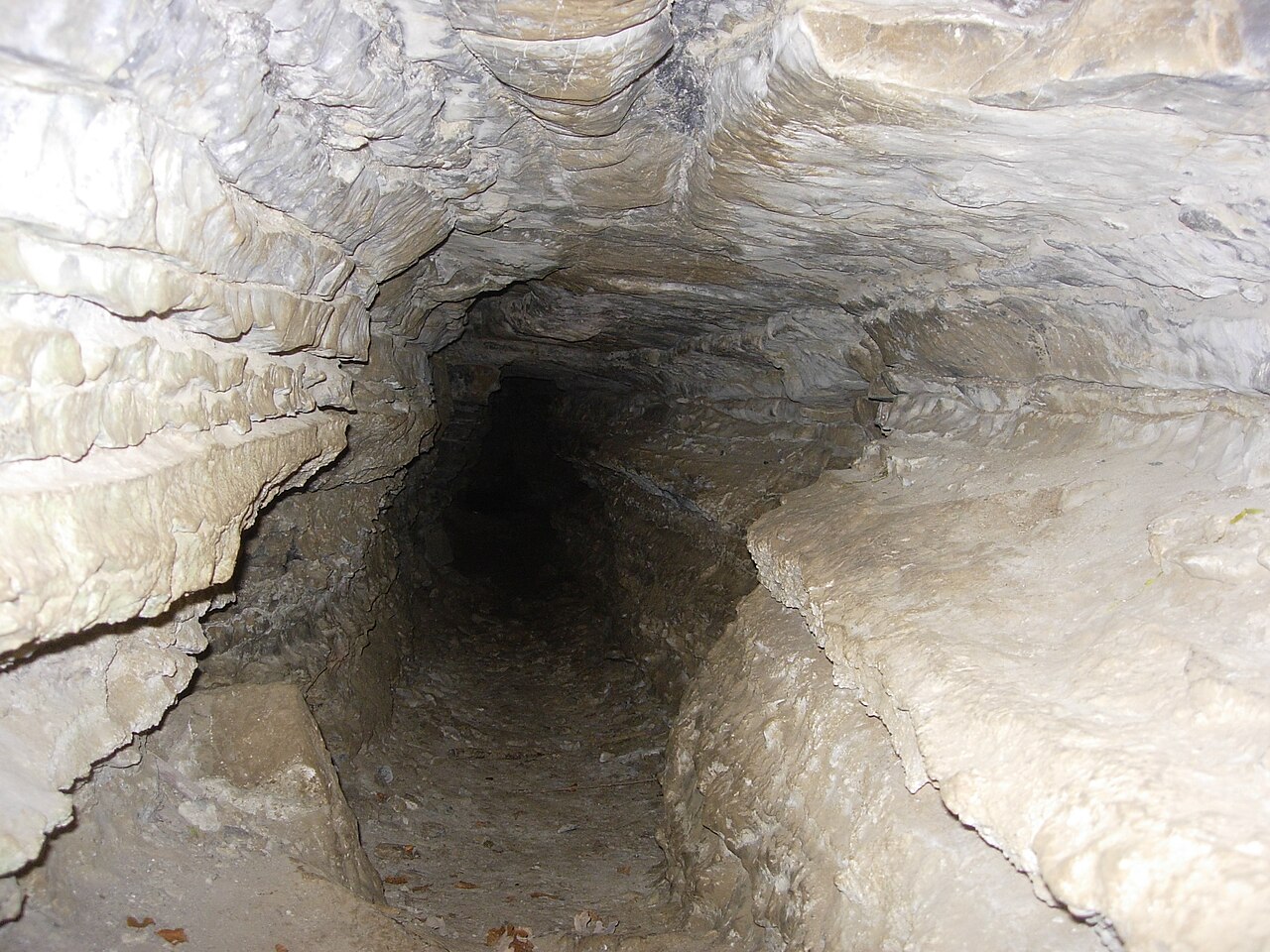 Entrance of the seven valley cave in the south of Germany