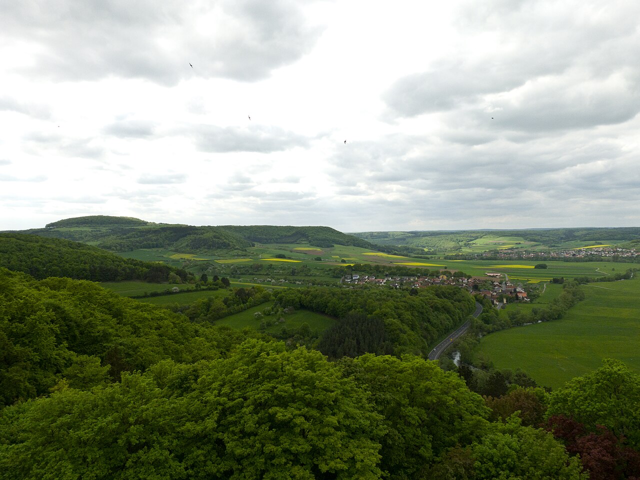 Saaletal mit Untereschenbach, Diebach und dem Sodenberg